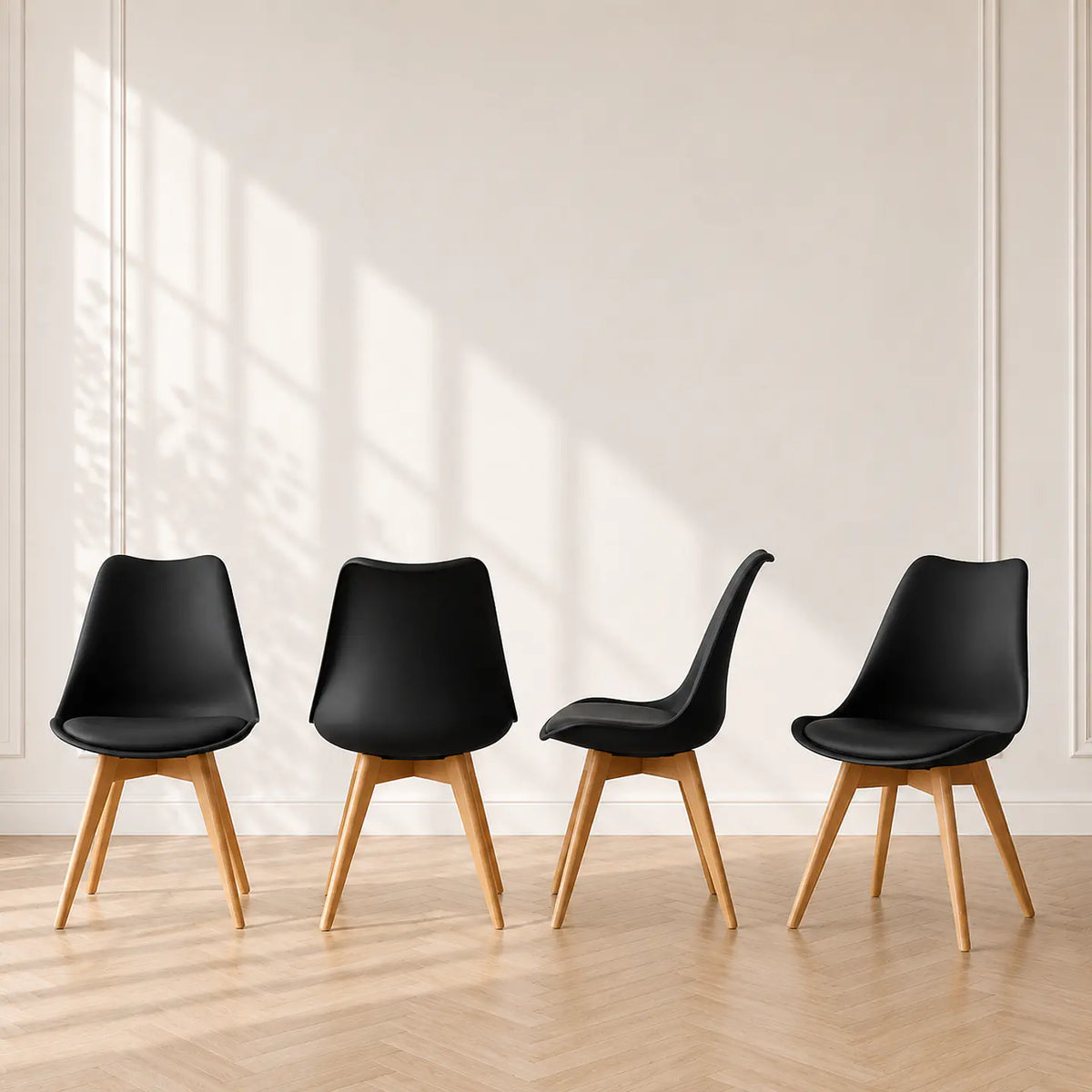 Kit 4 Silla Eames Con Asiento Acolchado Comedor Color Negro